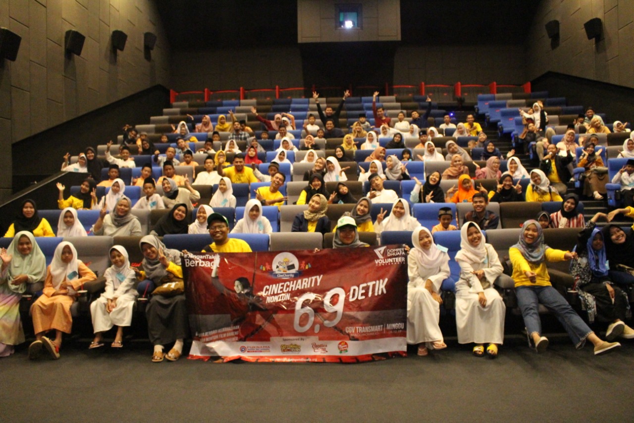 Puluhan Anak Panti Serbu CGV Transmart Yogyakarta